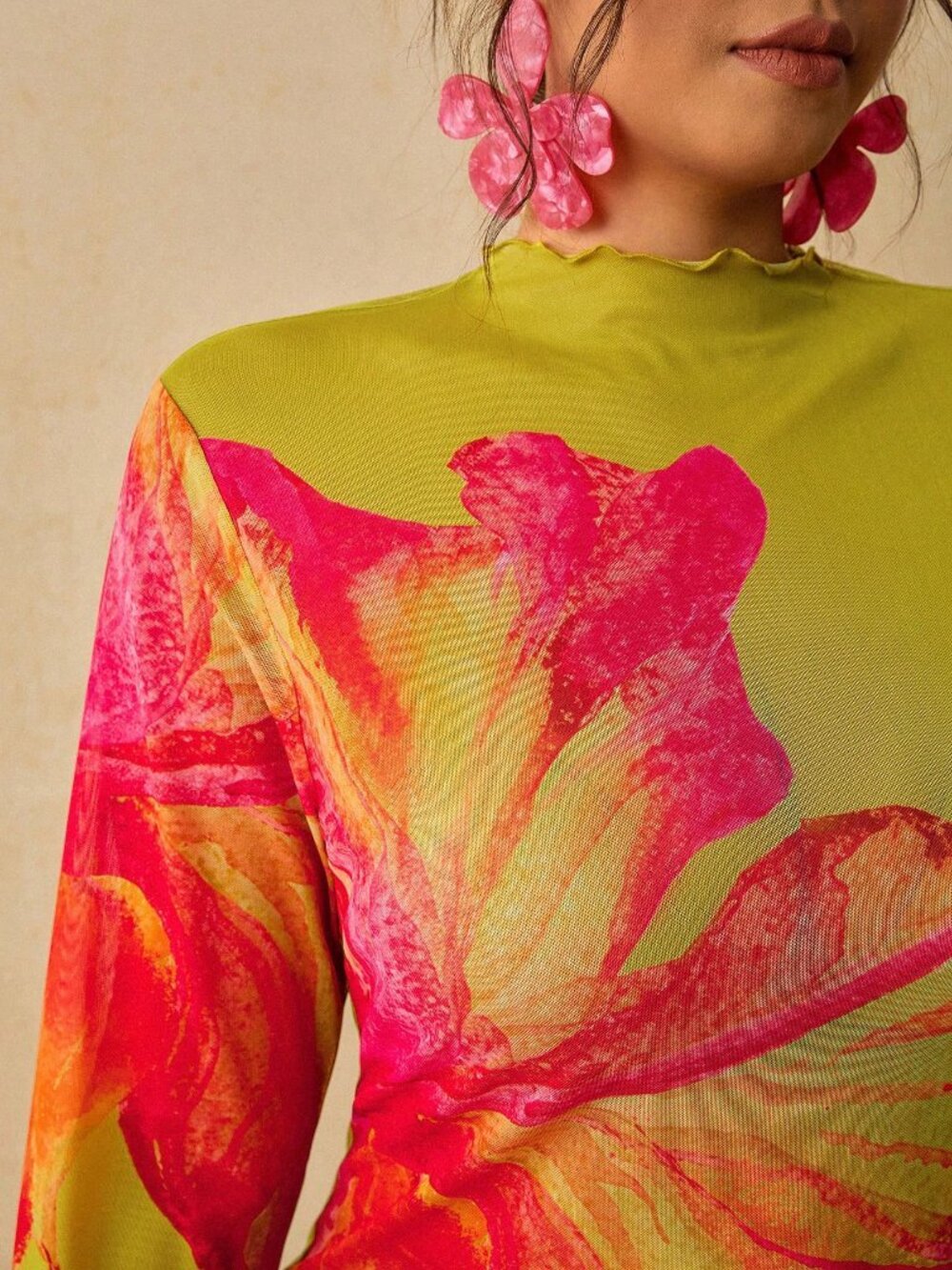 Green Floral Print Casual Women's Plus Size Long Sleeve Base Layer Top - Picture 2 of 7